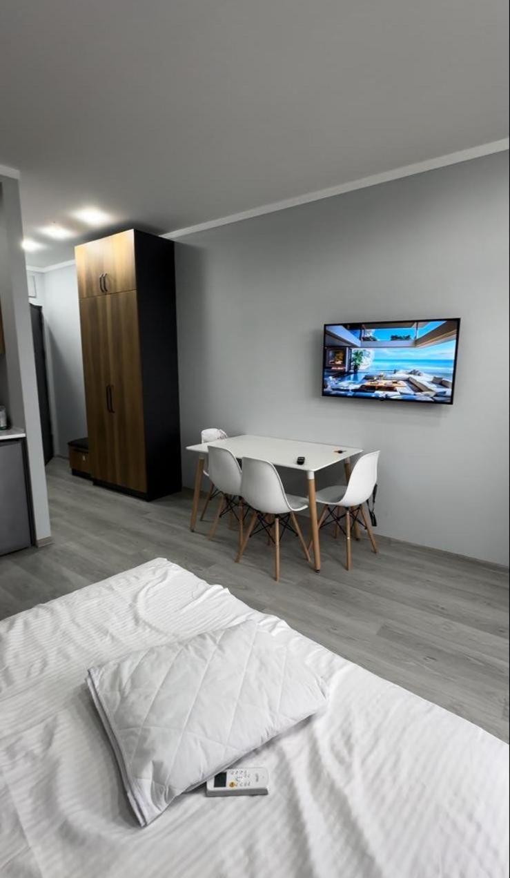 Bi Residence Sea View Luxury Batoumi Extérieur photo