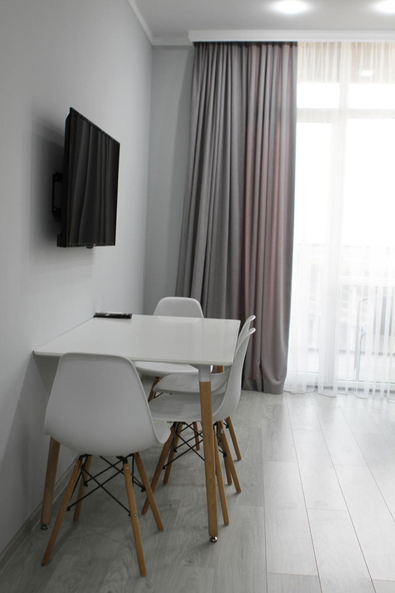Bi Residence Sea View Luxury Batoumi Extérieur photo